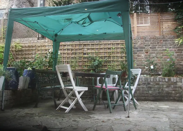 Chelsea Bnb